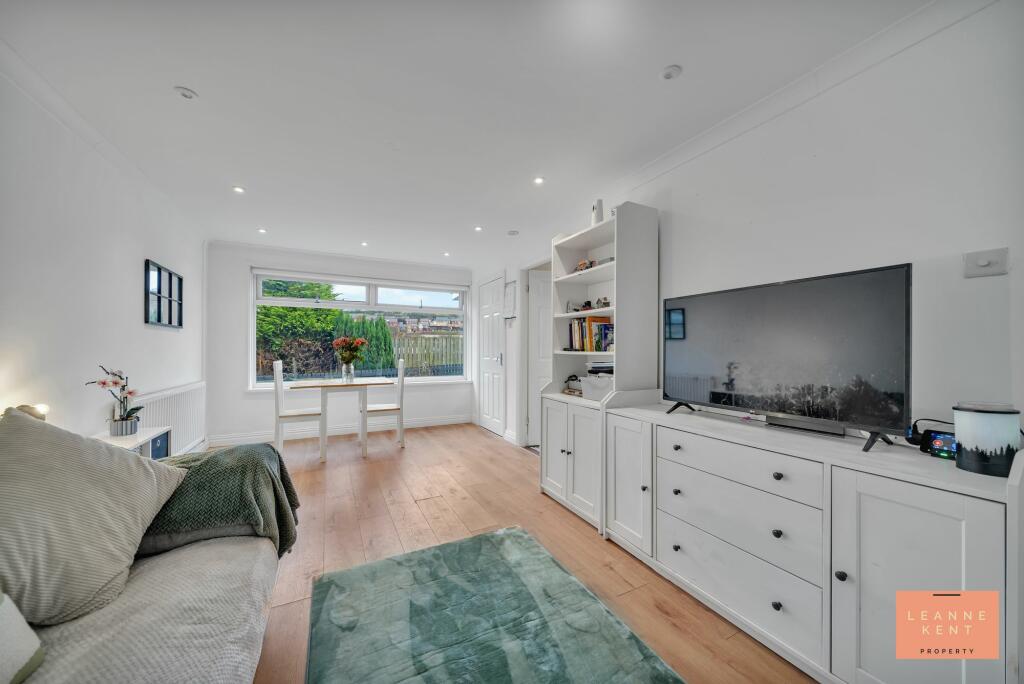Additional property image - Heol Clyd, Caerphilly, CF83