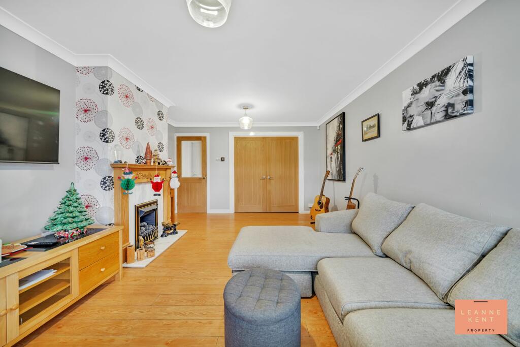 Additional property image - Bryn Siriol, Caerphilly, CF83