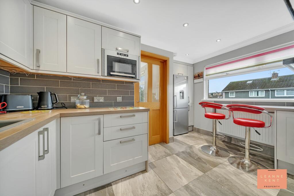 Additional property image - Bryn Siriol, Caerphilly, CF83