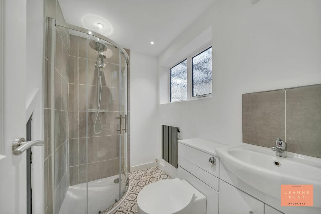 Additional property image - Bryn Siriol, Caerphilly, CF83