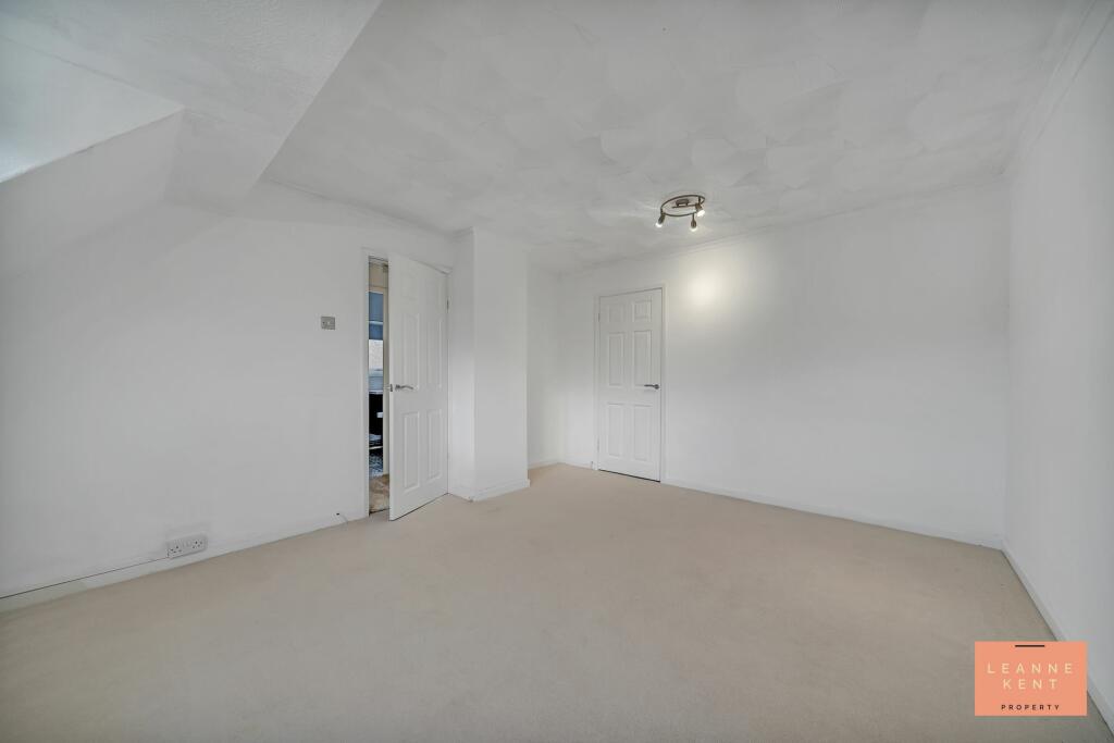 Additional property image - Bryn Siriol, Caerphilly, CF83