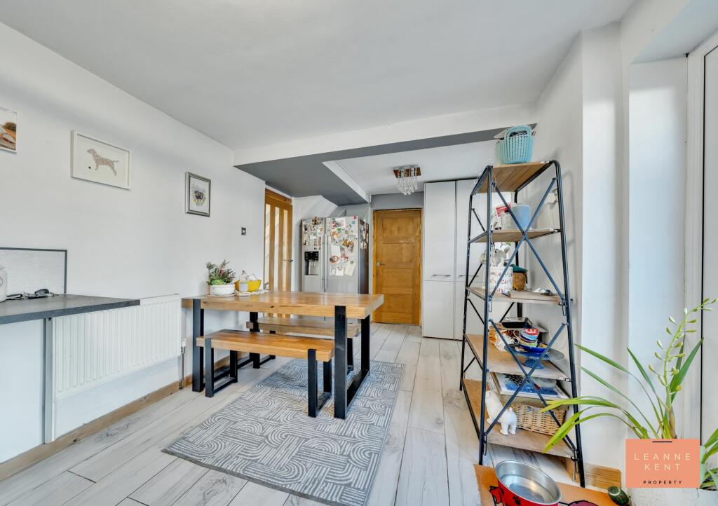 Additional property image - Green Meadow Drive, Tongwynlais, CF15
