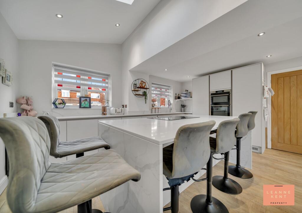 Additional property image - Caerphilly, CF83