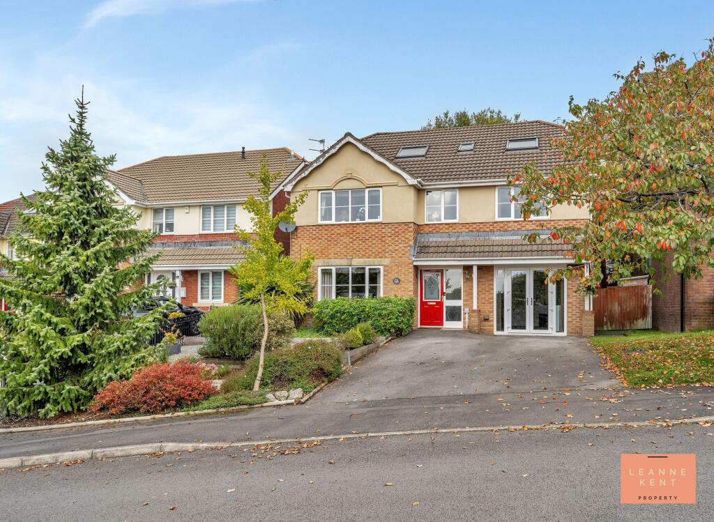 Main image of property: Henfron, Caerphilly, CF83