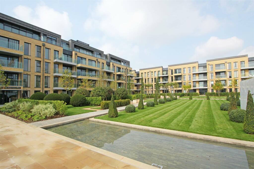Main image of property: Ravensbourne Apartments, London SW6