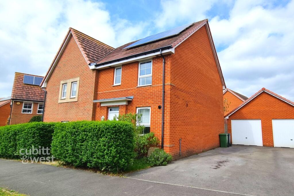 Main image of property: Bilberry Avenue Clanfield PO8