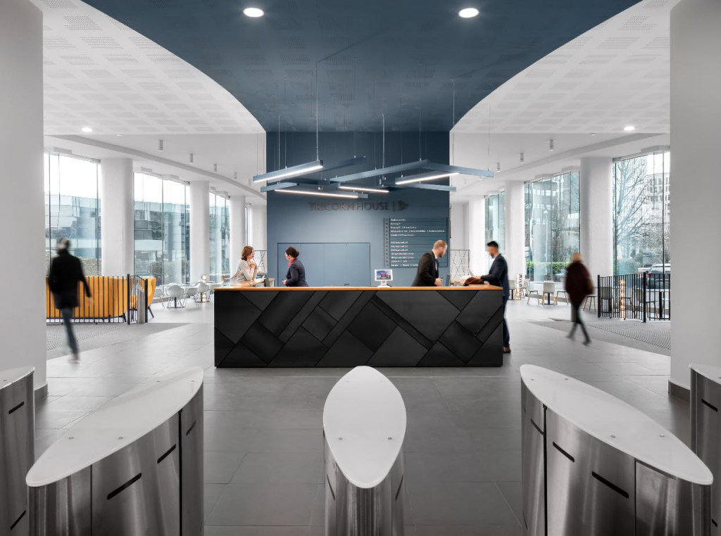 4 Tricorn Reception.png