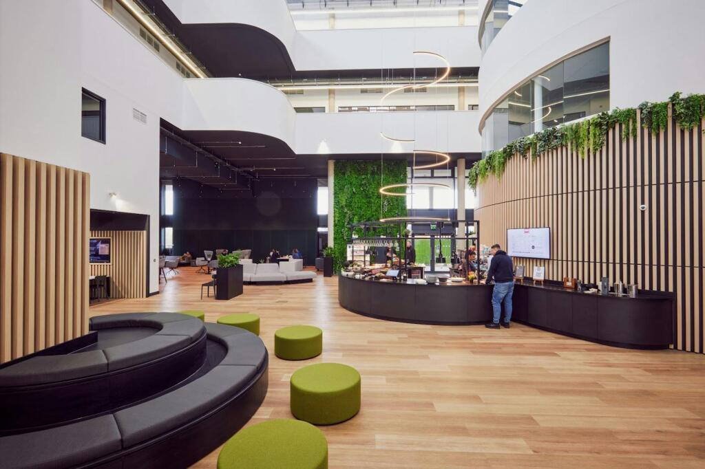 15 iCentrum Holt Street Cafe.JPG