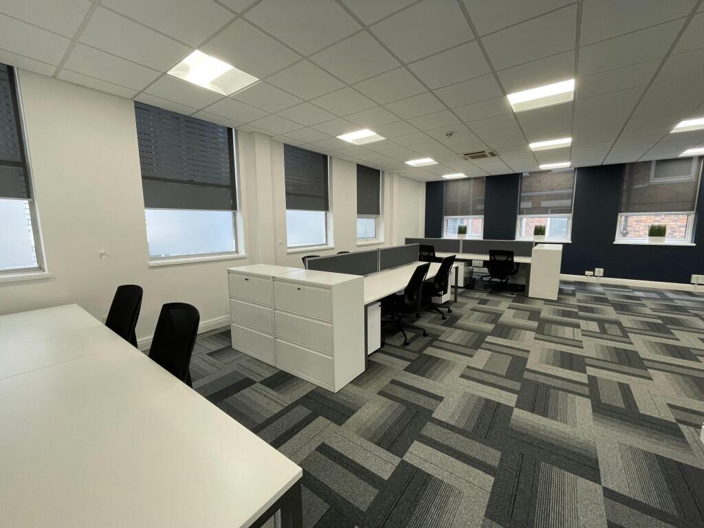 11 Waterloo Place  Desks.jpeg