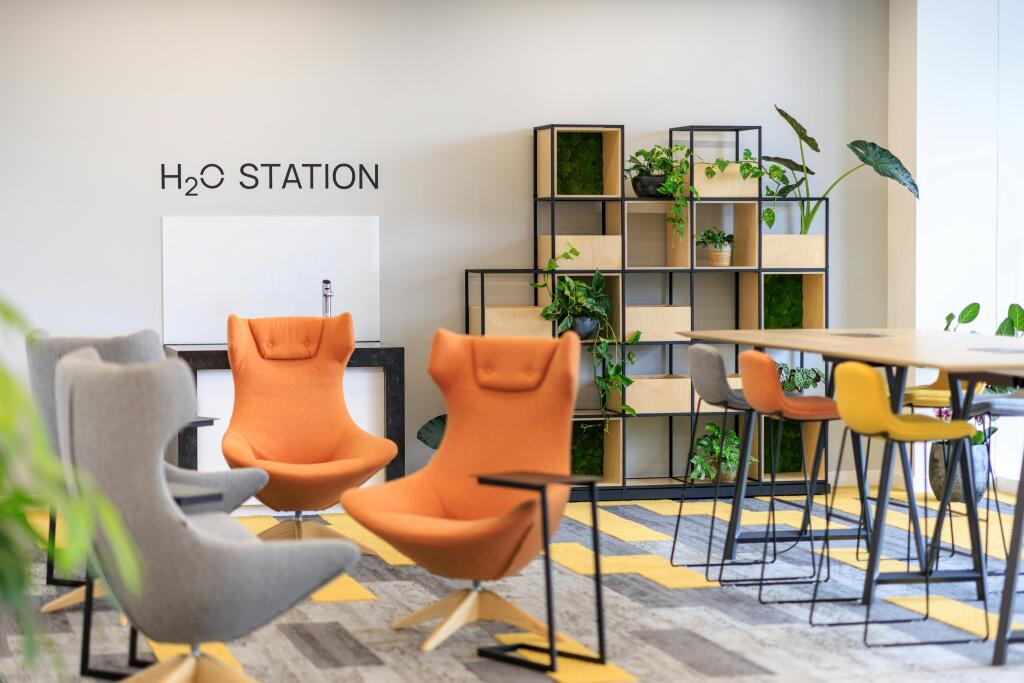 Bourn Coventry H20 Station.jpg