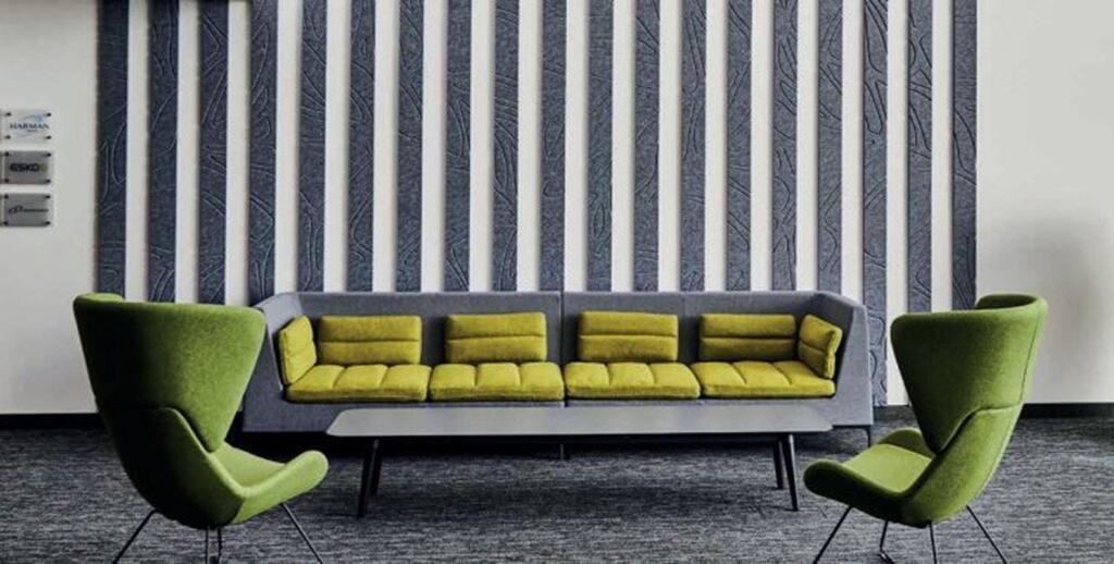 4 Rhodium Blythe Valley Park  Reception Waiting.JPG