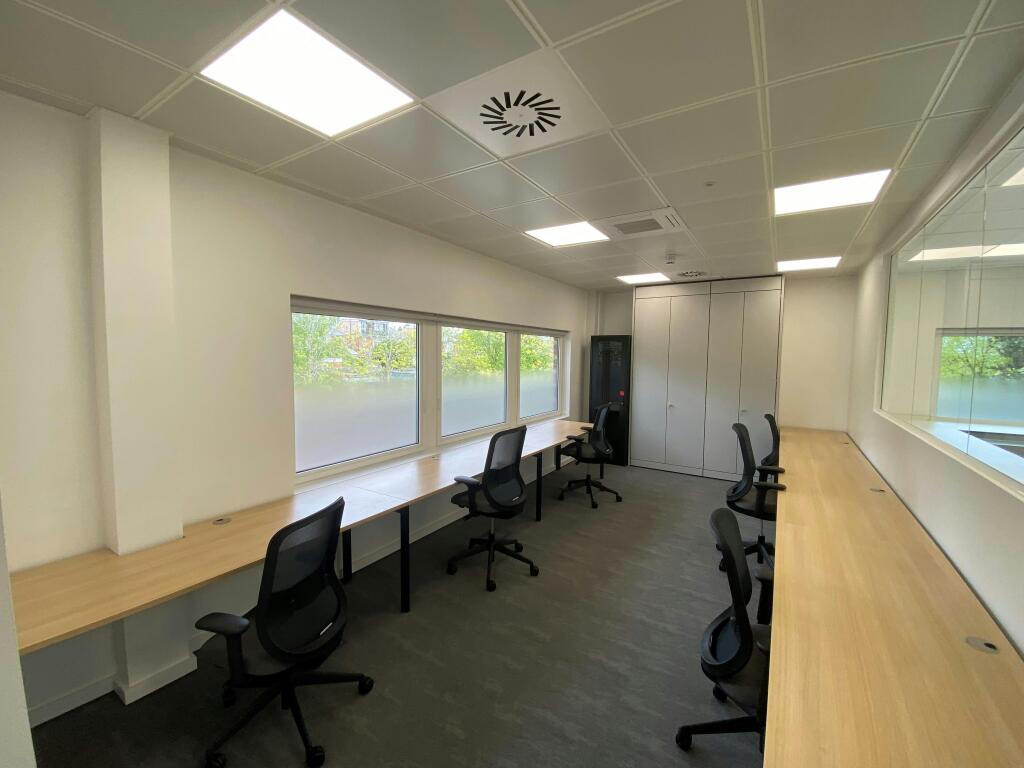 7400 Oxford Business Park Lab Fit Out April 2022 8.jpg