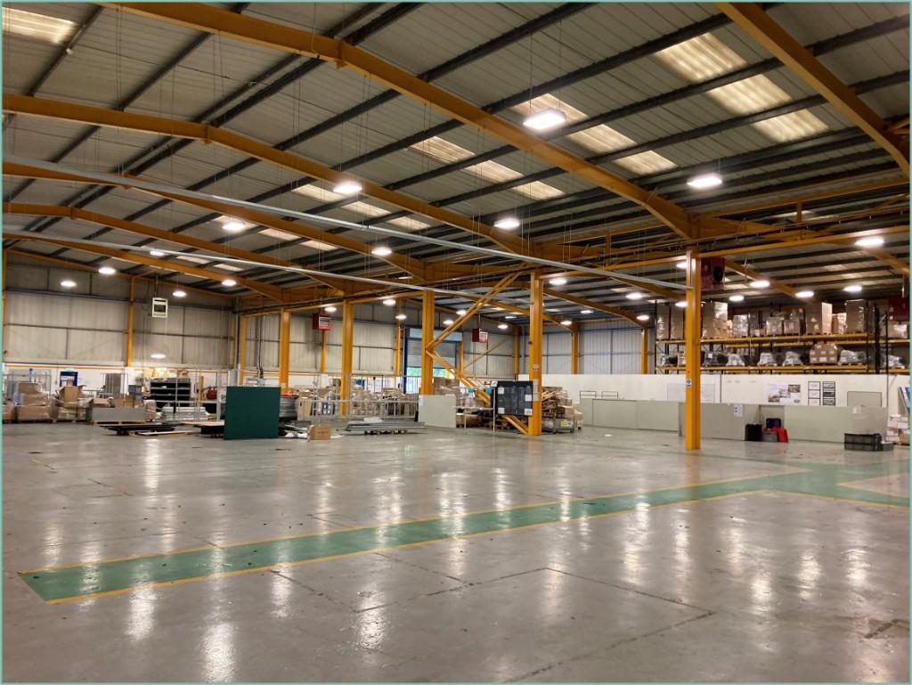 Warehouse to lease in Units 100400, Vaughan Park Trading Estate, Tipton, DY4 7UJ, DY4