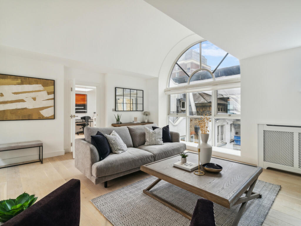 Main image of property: Berkeley Mews, London, W1H