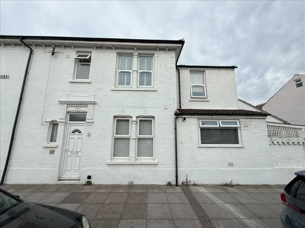 Main image of property: Meon Road, House Share, Portsmouth