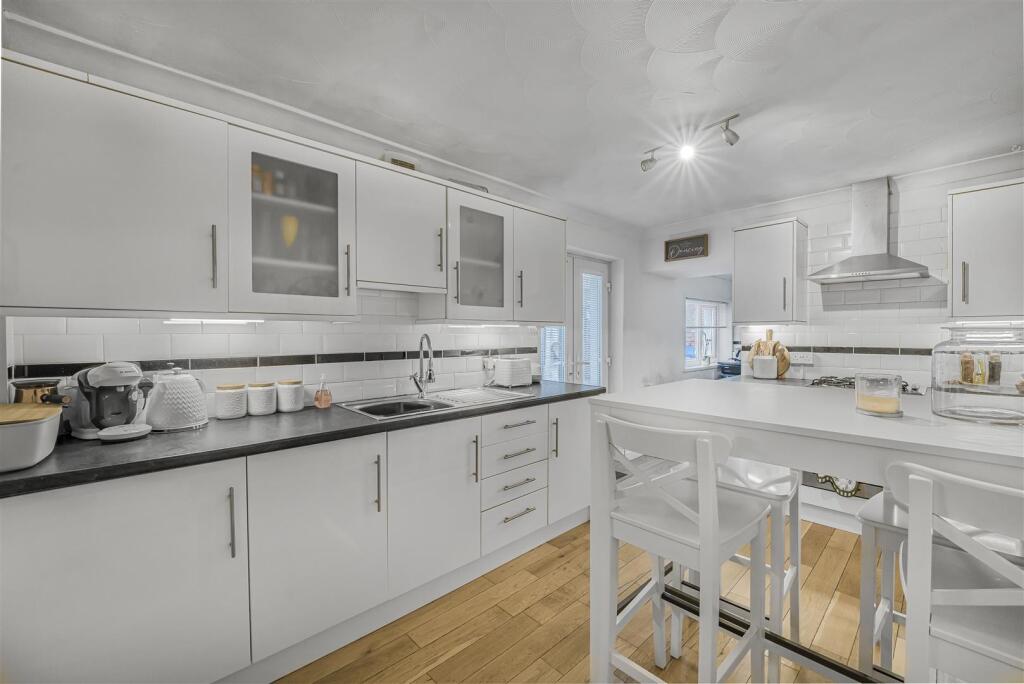 Additional property image - Llandaff Road, Cardiff