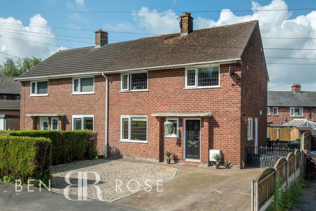 3 bedroom semi-detached house for sale in Round Acre, Samlesbury ...