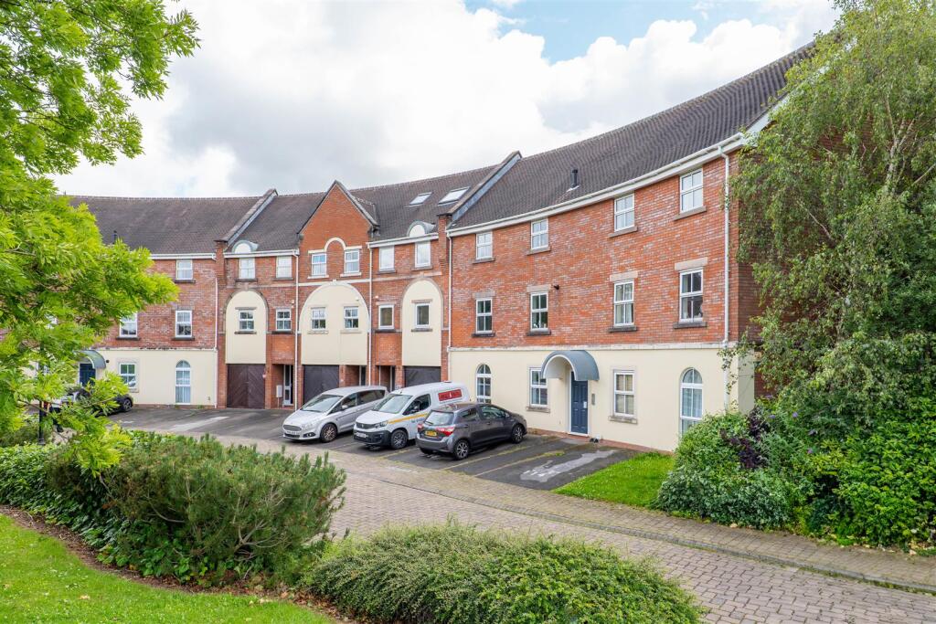 Main image of property: Holland House Road, Walton-Le-Dale, Preston
