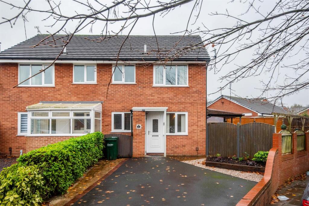 Main image of property: Barleyfield, Bamber Bridge, Preston