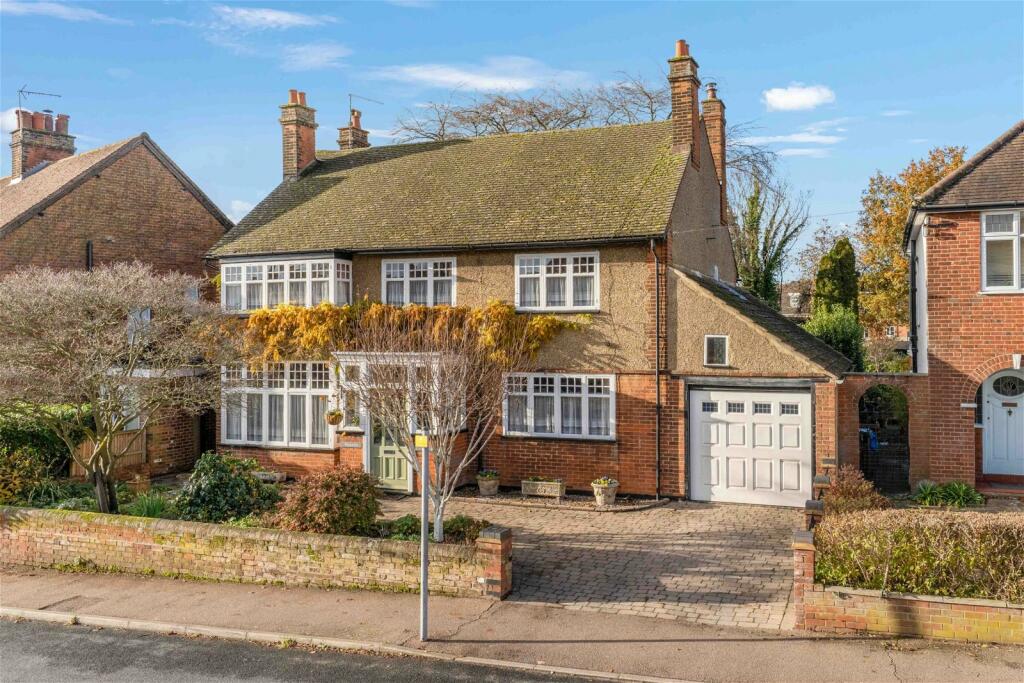 4 bedroom detached house for sale in 'Fourways' Weston Road, Stevenage