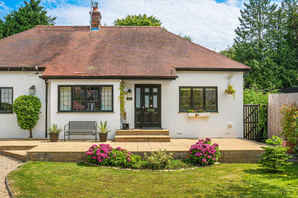 Additional property image - Codicote Road, Welwyn, AL6