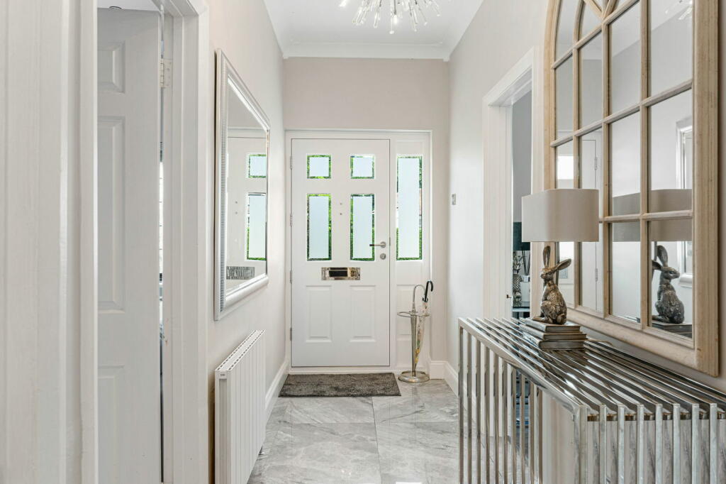 Additional property image - Codicote Road, Welwyn, AL6