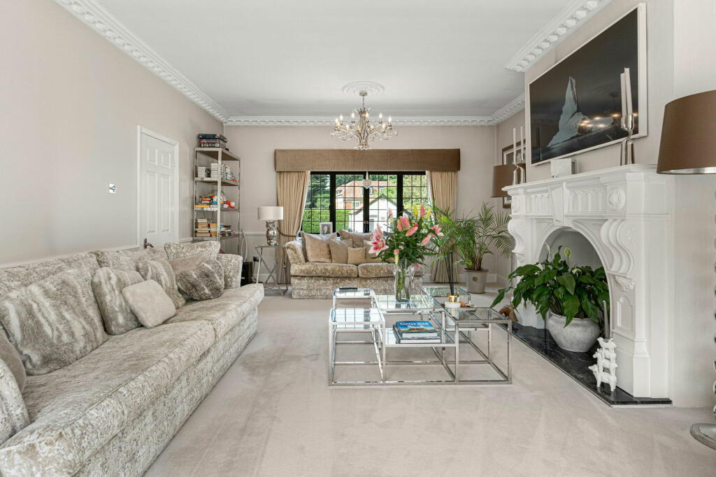 Additional property image - Codicote Road, Welwyn, AL6
