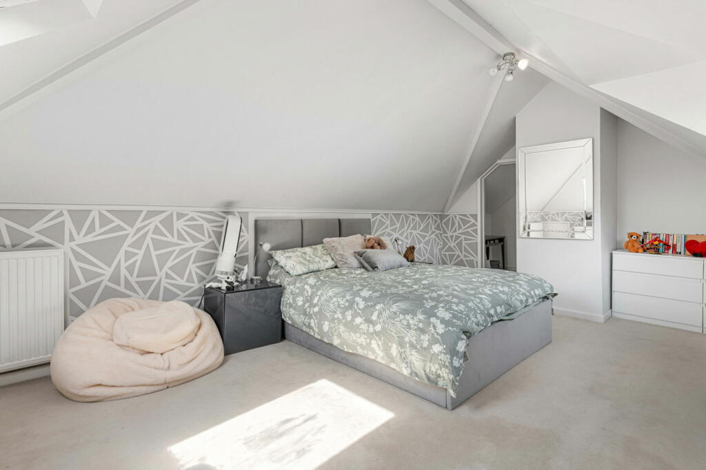 Additional property image - Codicote Road, Welwyn, AL6