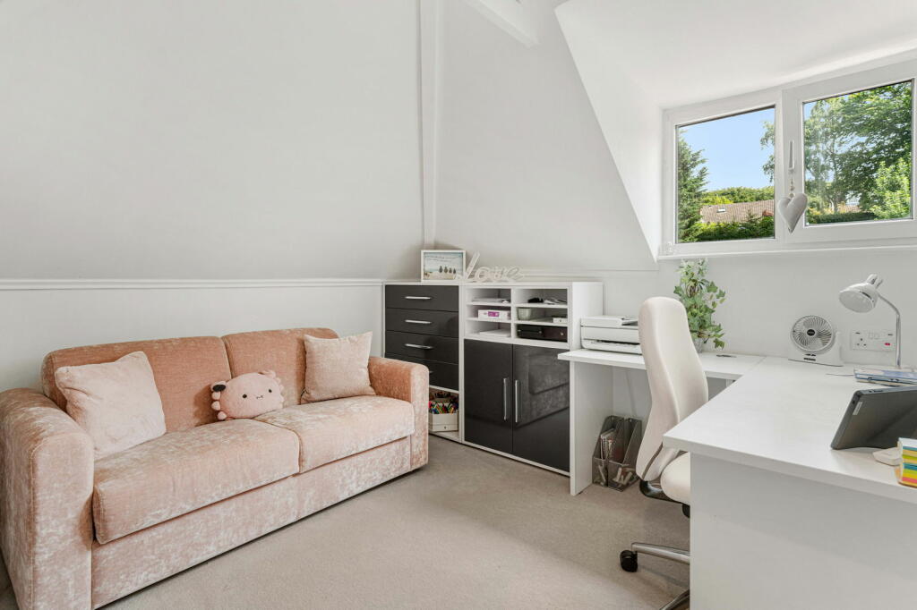 Additional property image - Codicote Road, Welwyn, AL6