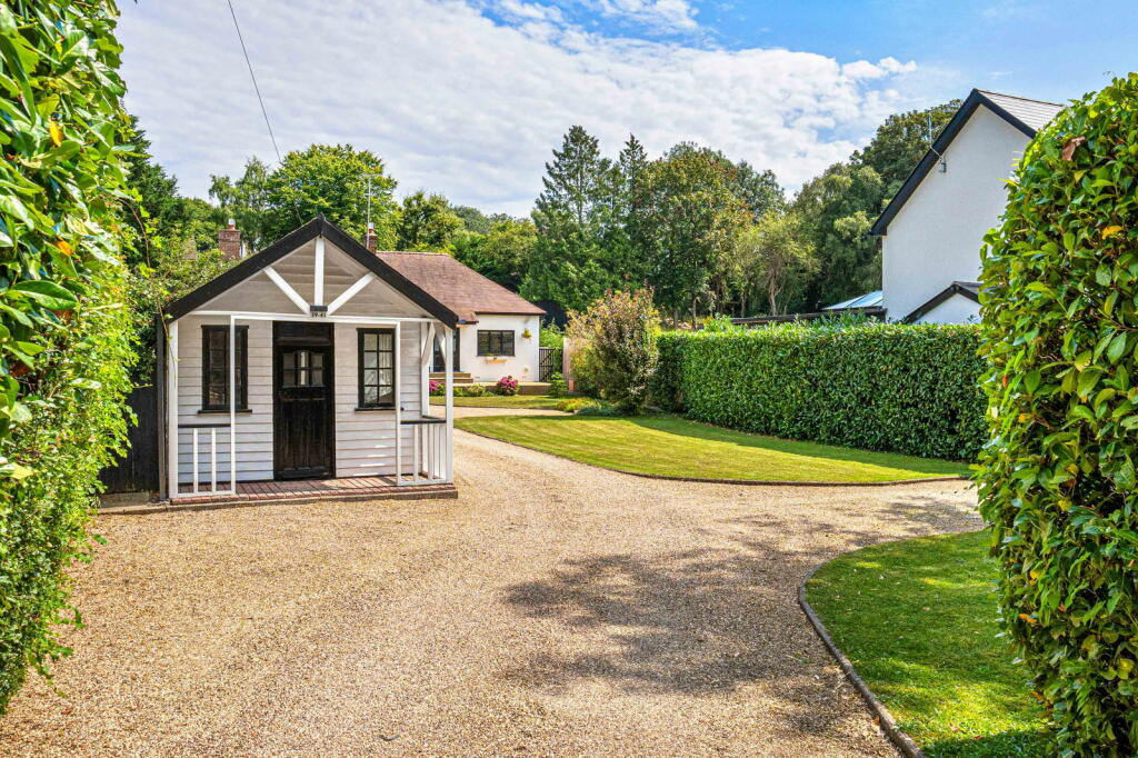 Additional property image - Codicote Road, Welwyn, AL6