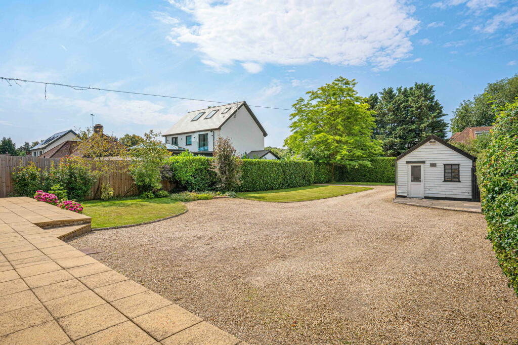 Additional property image - Codicote Road, Welwyn, AL6