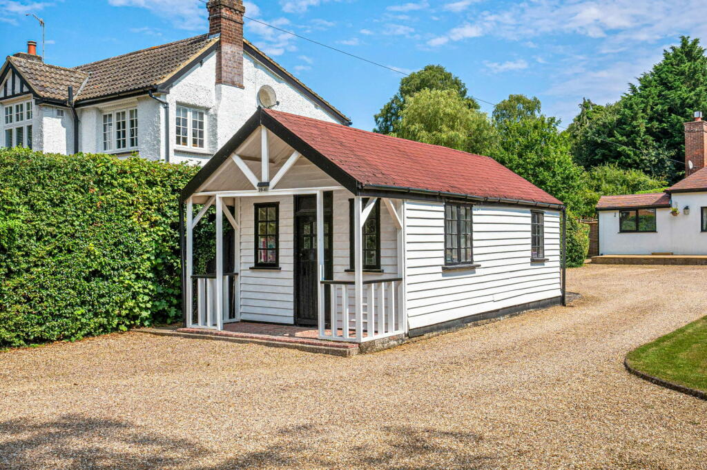 Additional property image - Codicote Road, Welwyn, AL6