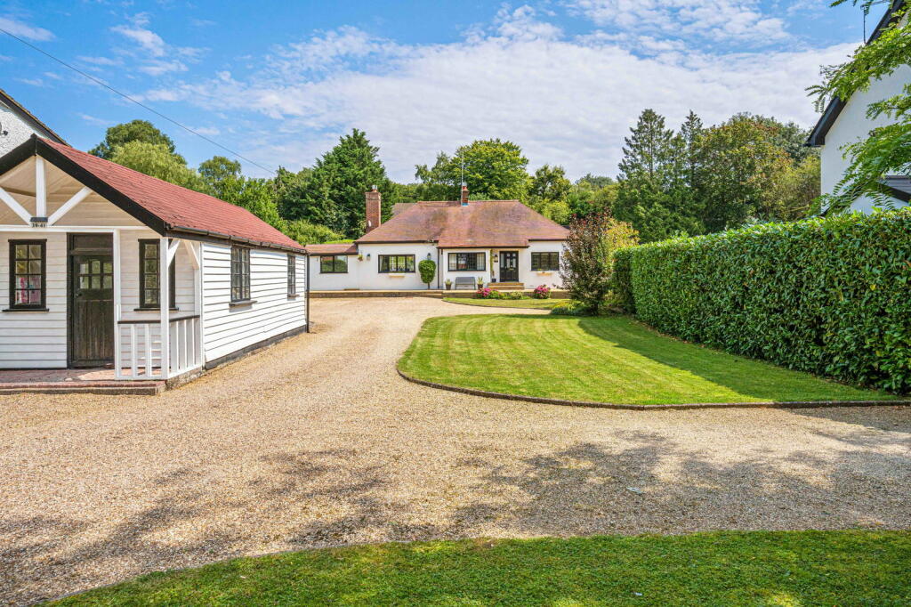 Additional property image - Codicote Road, Welwyn, AL6