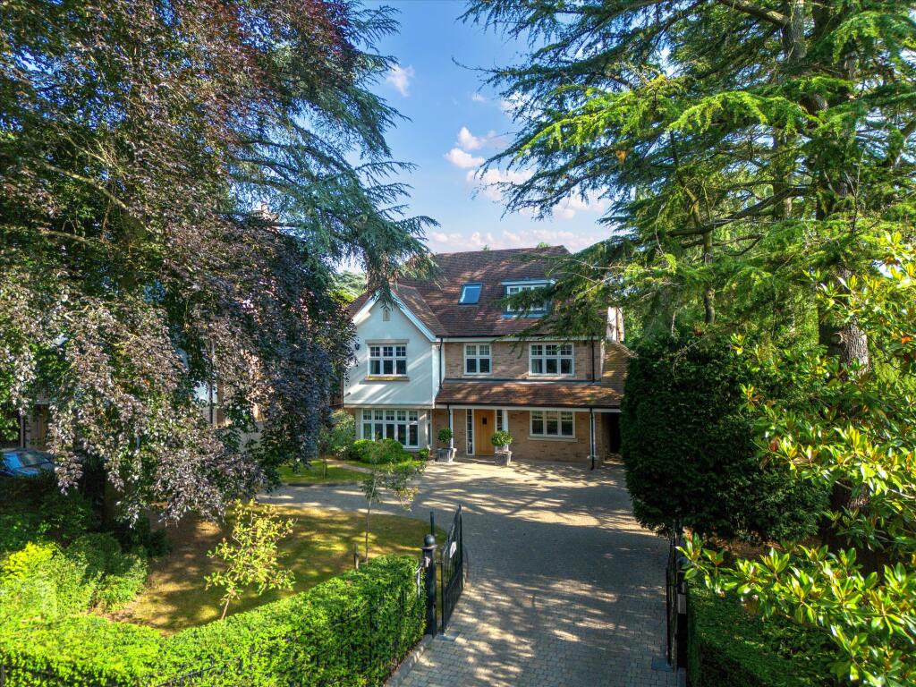 Main image of property: Glebe Road, Cambridge, Cambridgeshire, CB1.