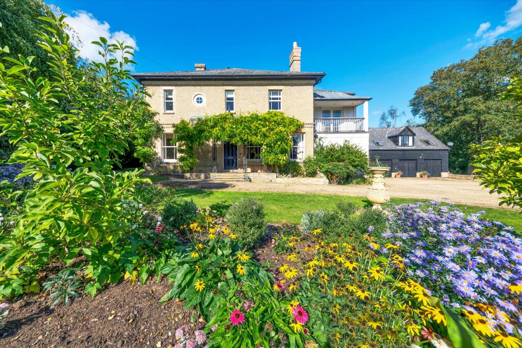 Main image of property: Gransden Road, Caxton, Cambridge, Cambridgeshire, CB23