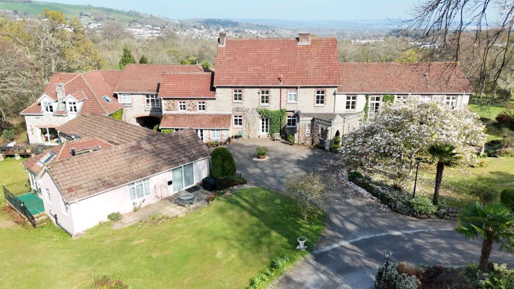Main image of property: Tracey House, Haytor Road, Bovey Tracey, Newton Abbot, Devon, TQ13 9LE
