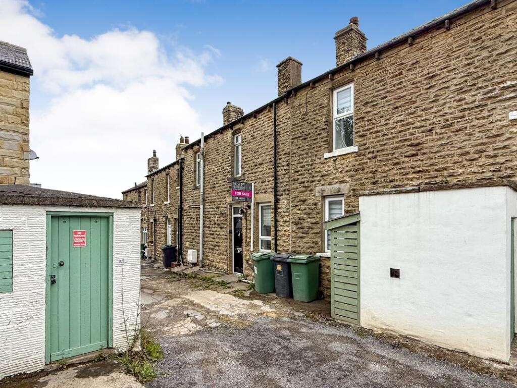 Main image of property: 16 Mount Pleasant, Emley, Huddersfield, West Yorkshire, HD8 9RY