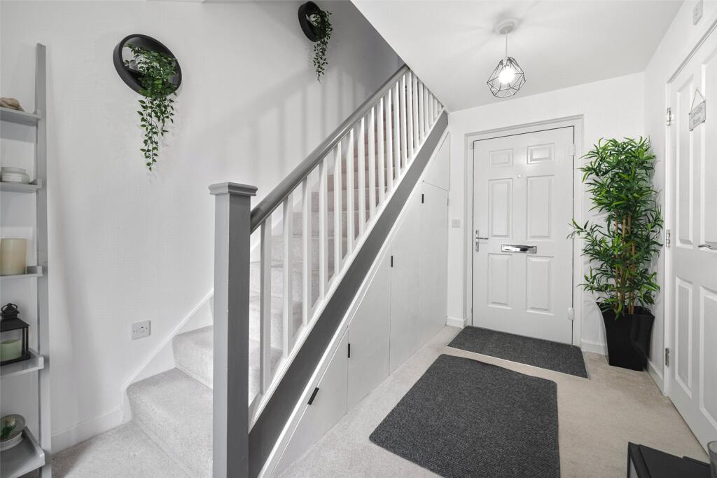 Main image of property: Newlands Place, Bracknell, Berkshire, RG12