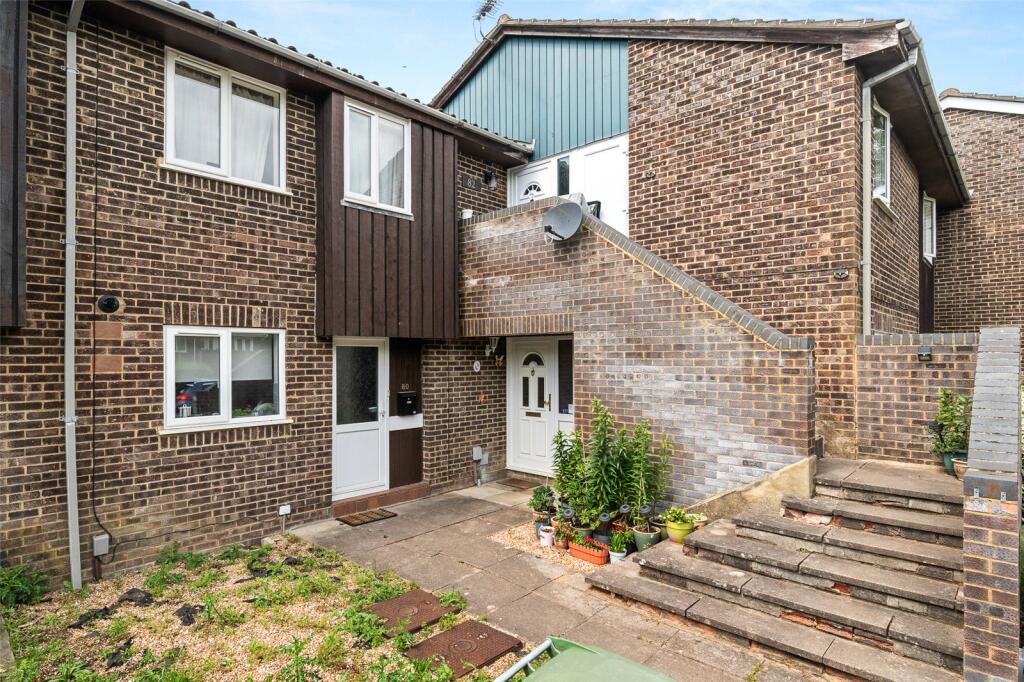 Main image of property: Greenham Wood, Bracknell, Berkshire, RG12