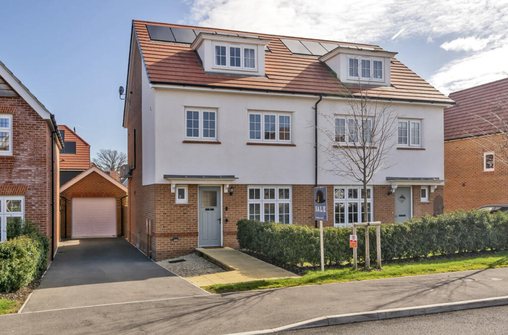 Main image of property: Galton Way, Warfield, Bracknell, Berkshire, RG42