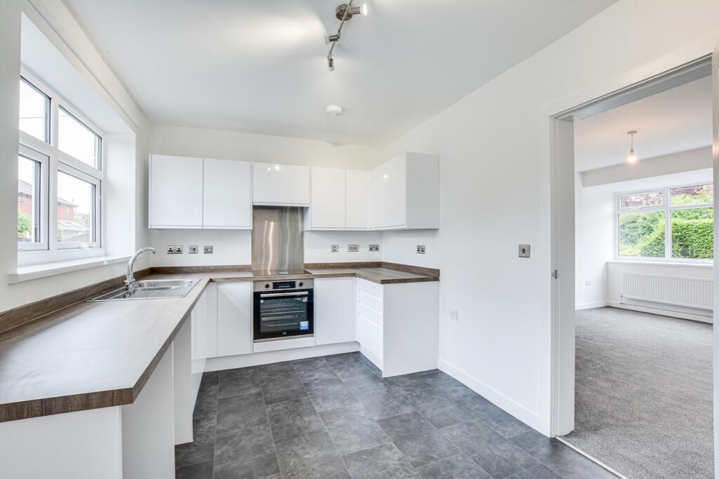 3 bedroom semidetached house for rent in Wigan Road, Leigh, Greater