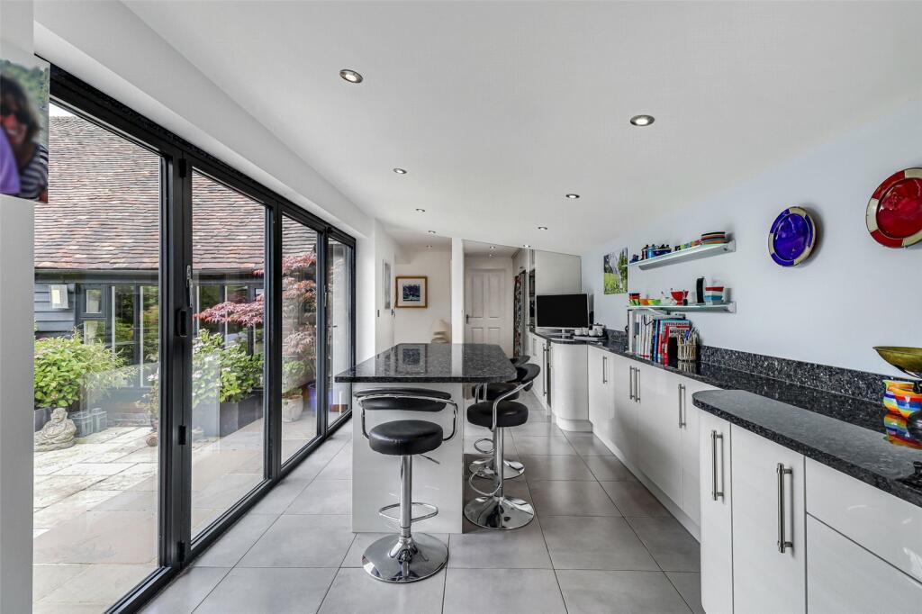 Additional property image - Walnut Tree Lane, Westbere, Nr Canterbury, CT2