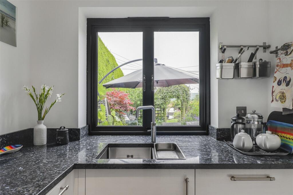 Additional property image - Walnut Tree Lane, Westbere, Nr Canterbury, CT2