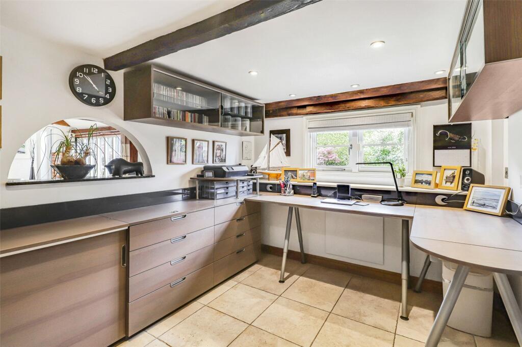 Additional property image - Walnut Tree Lane, Westbere, Nr Canterbury, CT2
