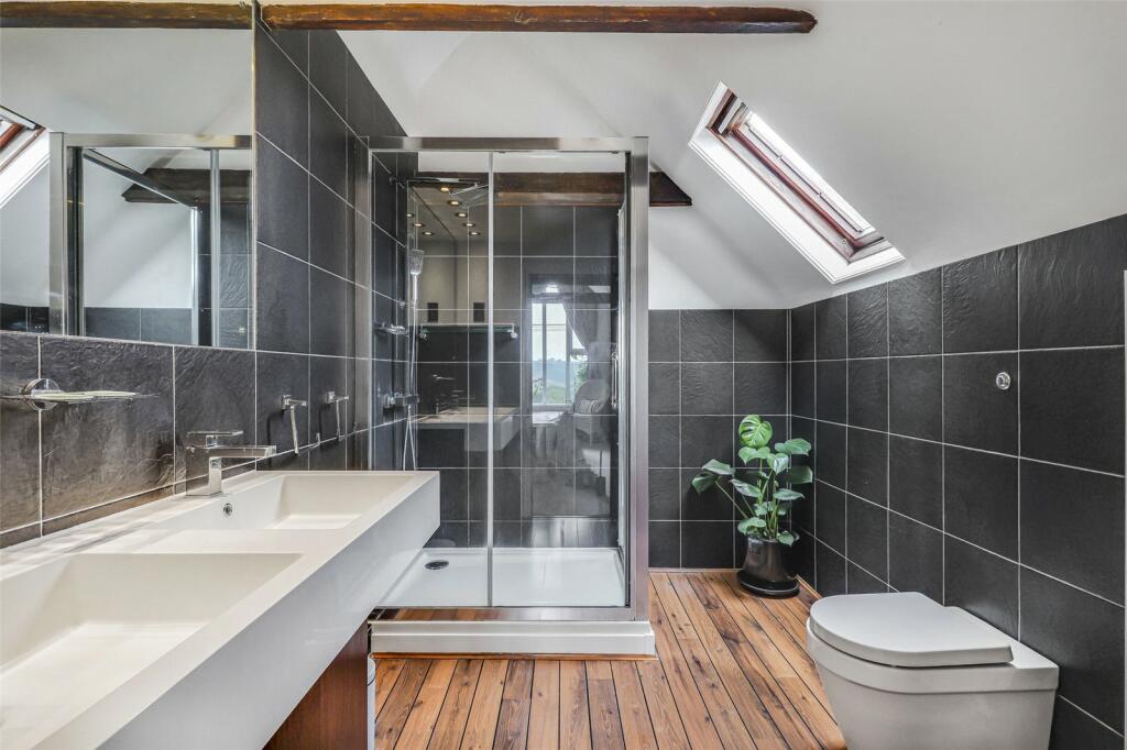 Additional property image - Walnut Tree Lane, Westbere, Nr Canterbury, CT2