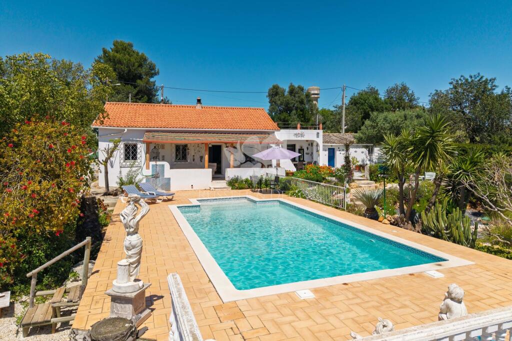 Main image of property: Algarve, Moncarapacho