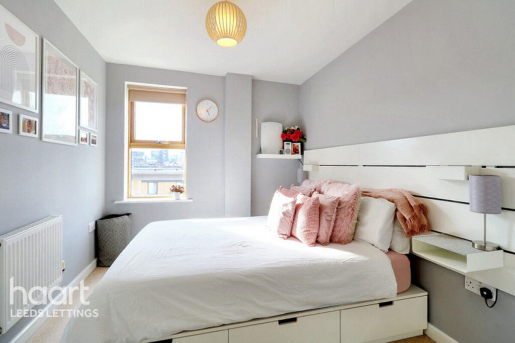 Main image of property: Bowman Lane, Leeds