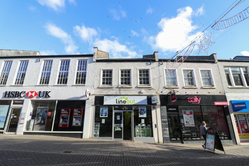 Dumfries High Street 44.jpg