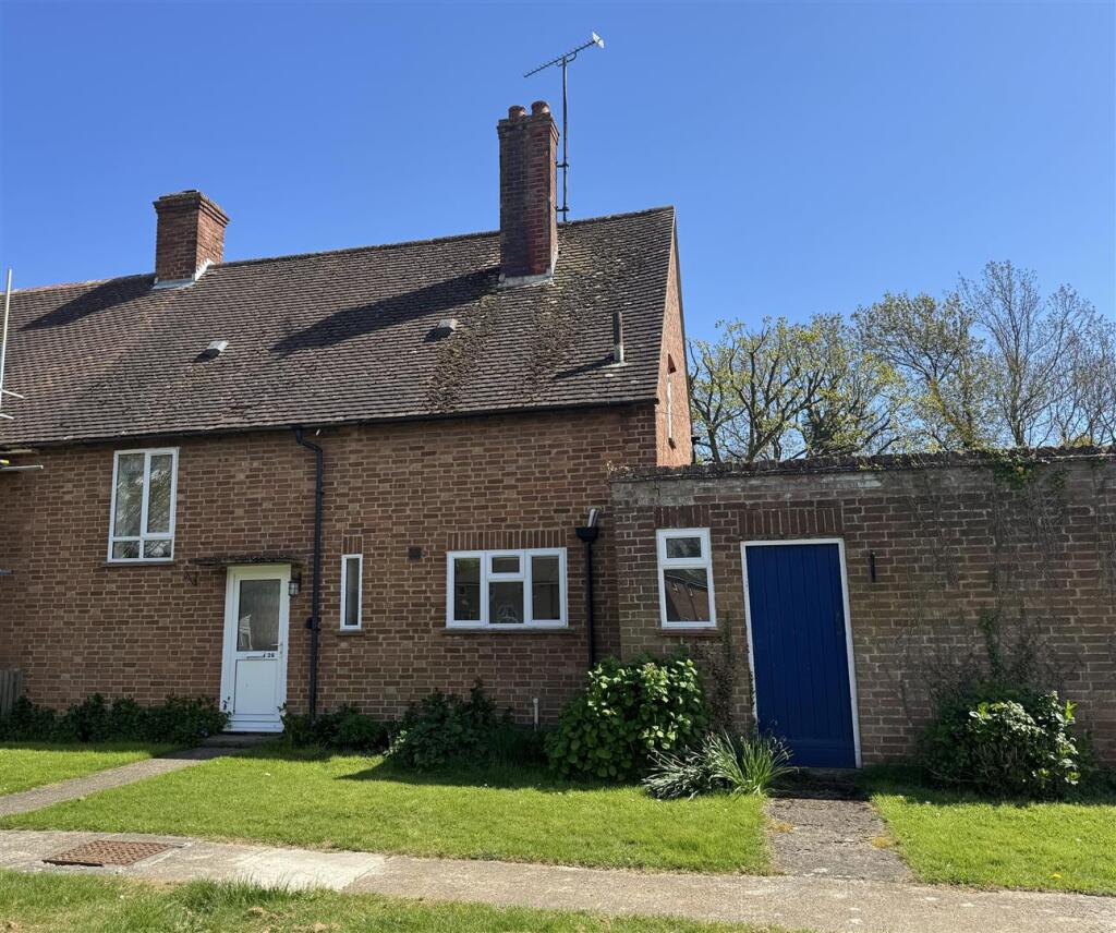 Main image of property: Lloyds Green, Wittersham TN30 7NX