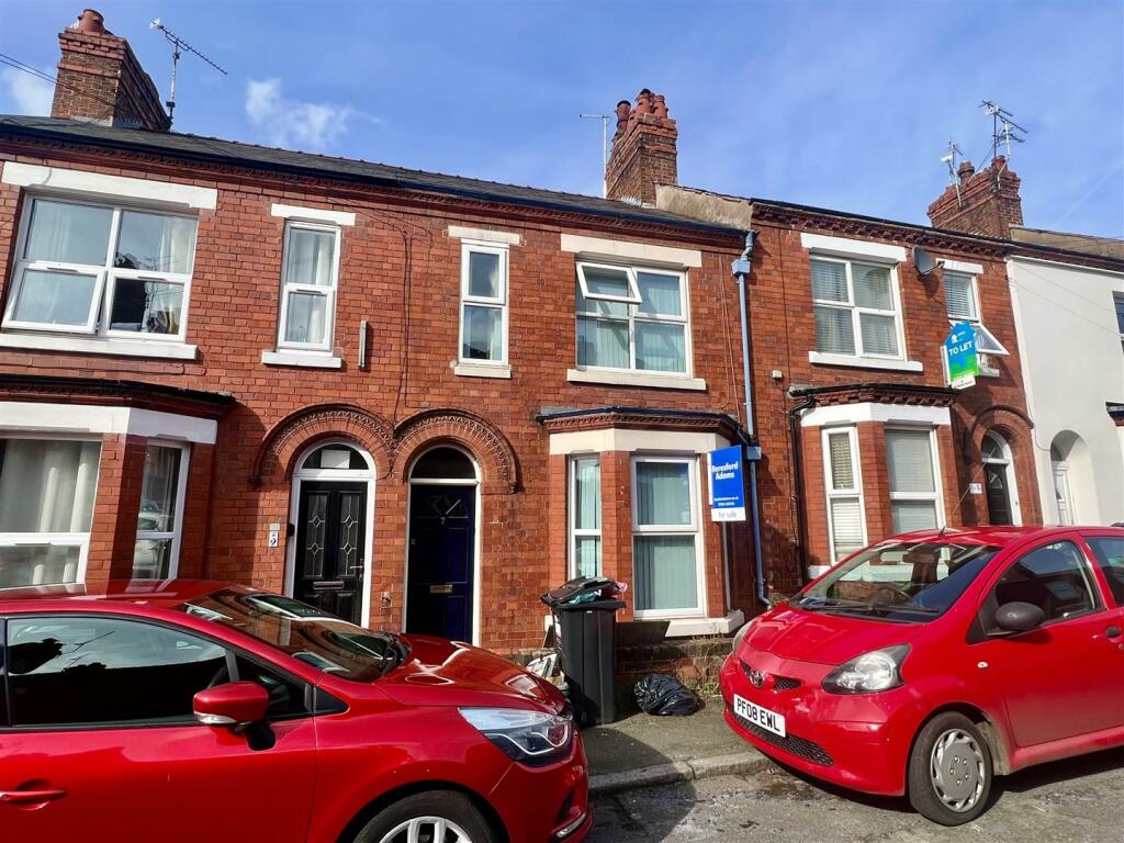 4 bedroom terraced house for sale in West Lorne Street, Chester, CH1